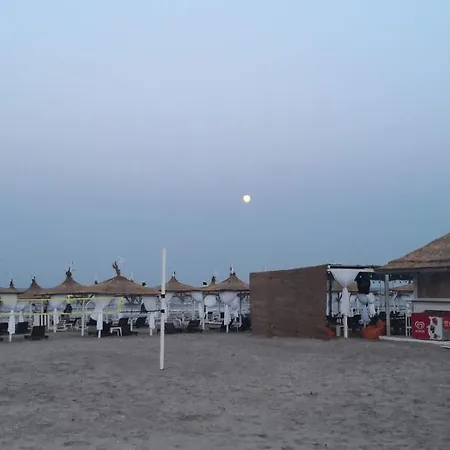 Tohanis Beach Hotel 3*